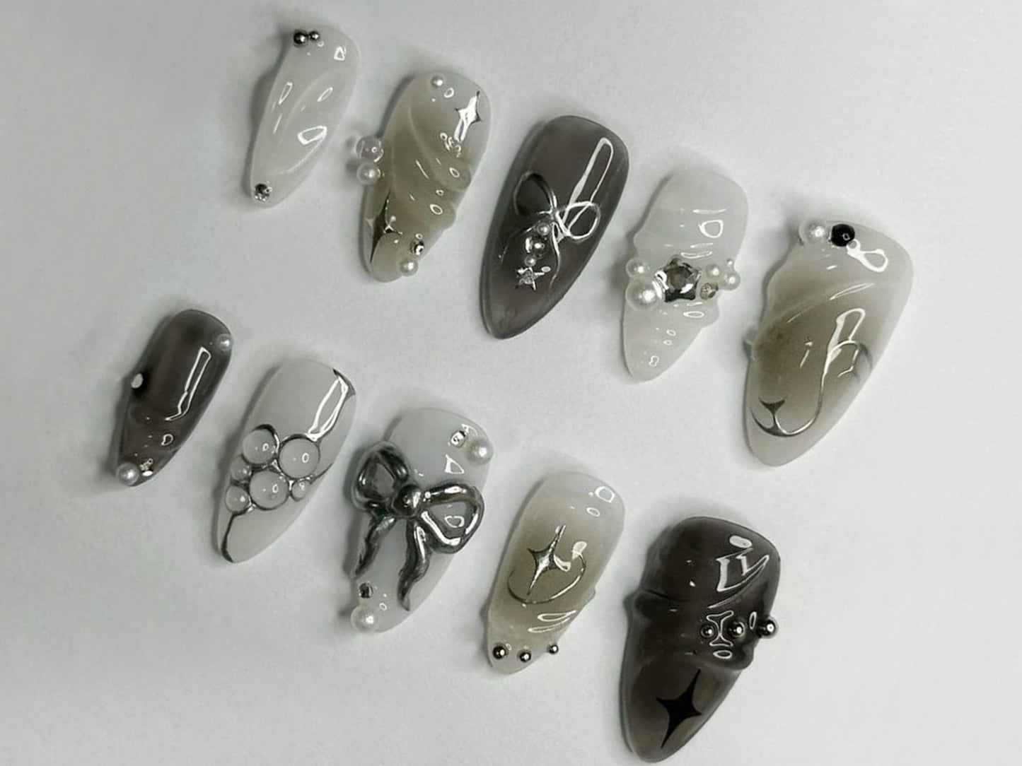 Cool Y2k Press On Nails | Silver-Gray and White 3D Gel Raised Press On Nail Set | Diverse Charms | Nail Art | J18