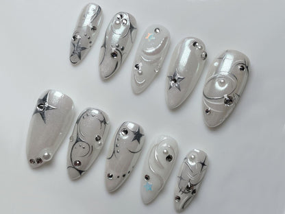 Elegant White Press On Nails | 3D Sliver Patterns | Artistic Nails with High Quality | Nail Art | JT319